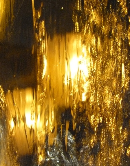 Світло тануло...